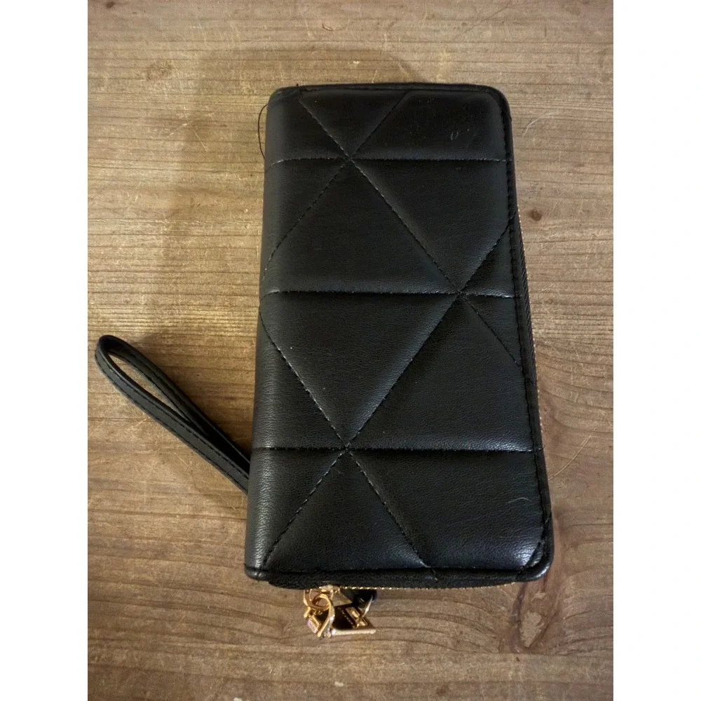 Bebe Black Quilted Rhinestone Logo Zip Around Wristlet Wallet‎ Organizer